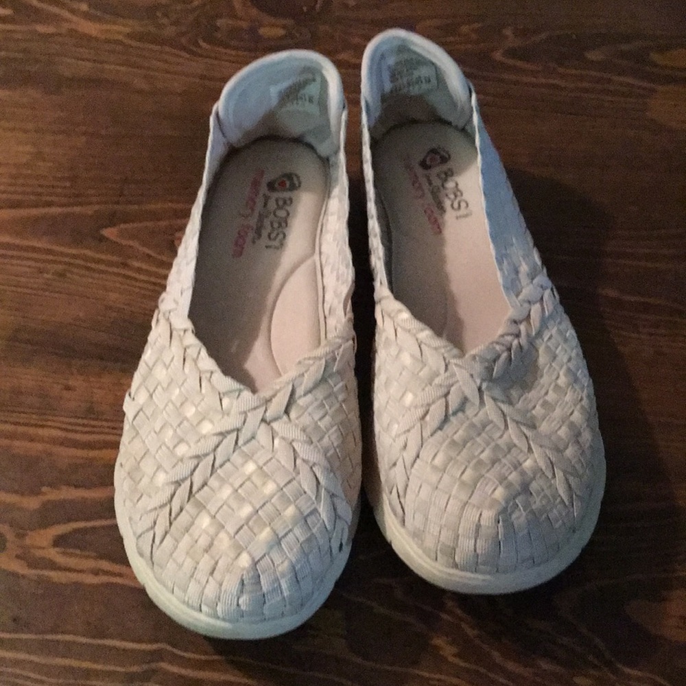 Bob’s from Sketchers Memory Foam shoes size 9 1/2